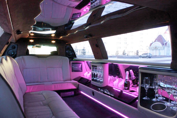Lincoln Town Car 120
