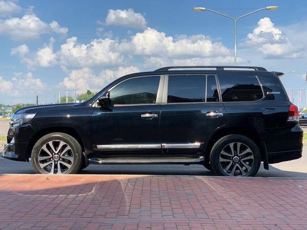 Toyota Land Cruiser 200d