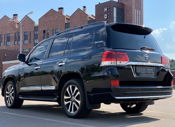 Toyota Land Cruiser 200d
