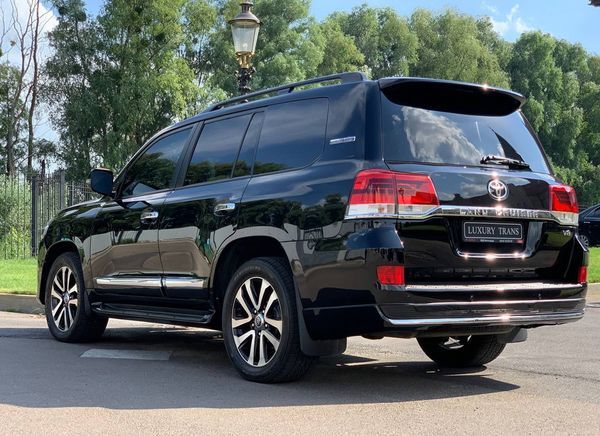 Toyota Land Cruiser 200d