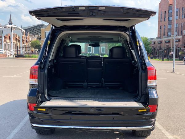 Toyota Land Cruiser 200d