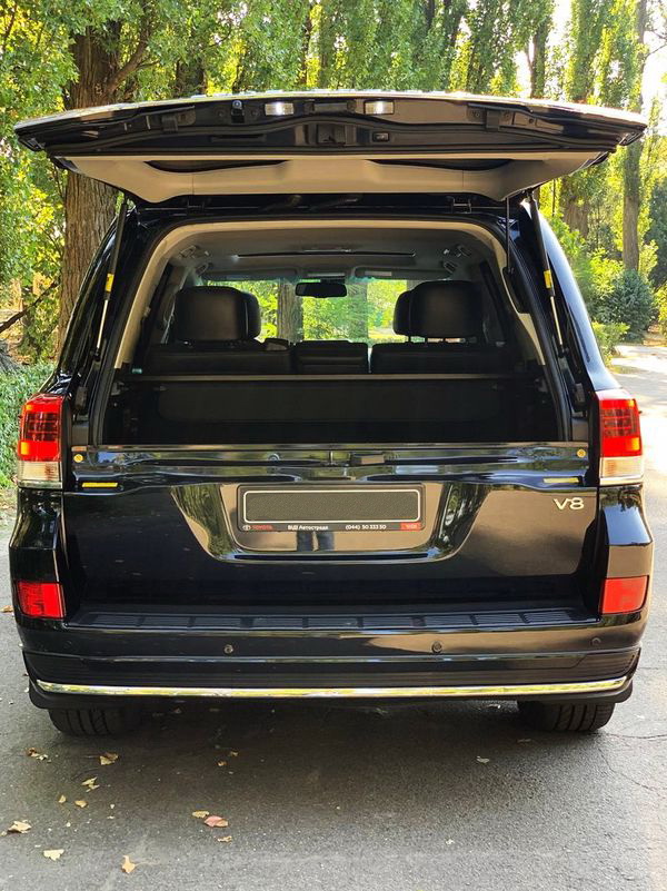 Toyota Land Cruiser 200d