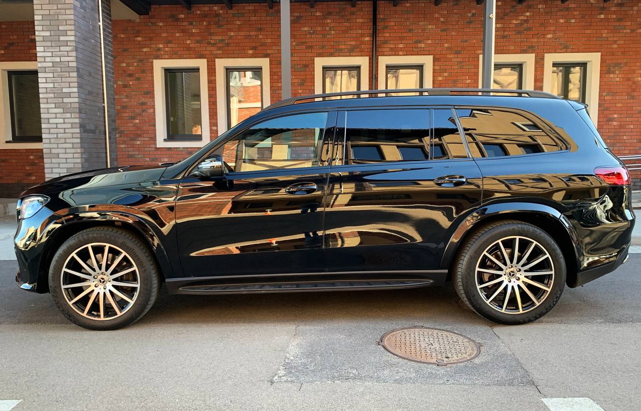 Mercedes-Benz GLS 400d AMG