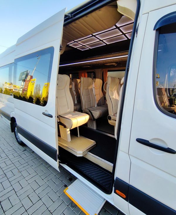Mercedes Benz Sprinter