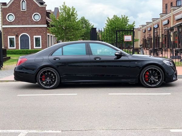 Mercedes-Benz S63 AMG W222