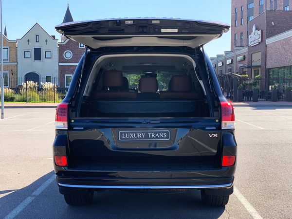Toyota Land Cruiser 200d