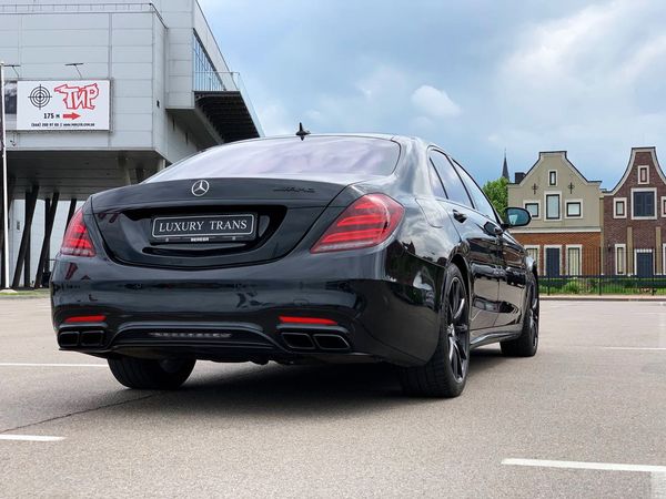 Mercedes-Benz S63 AMG W222