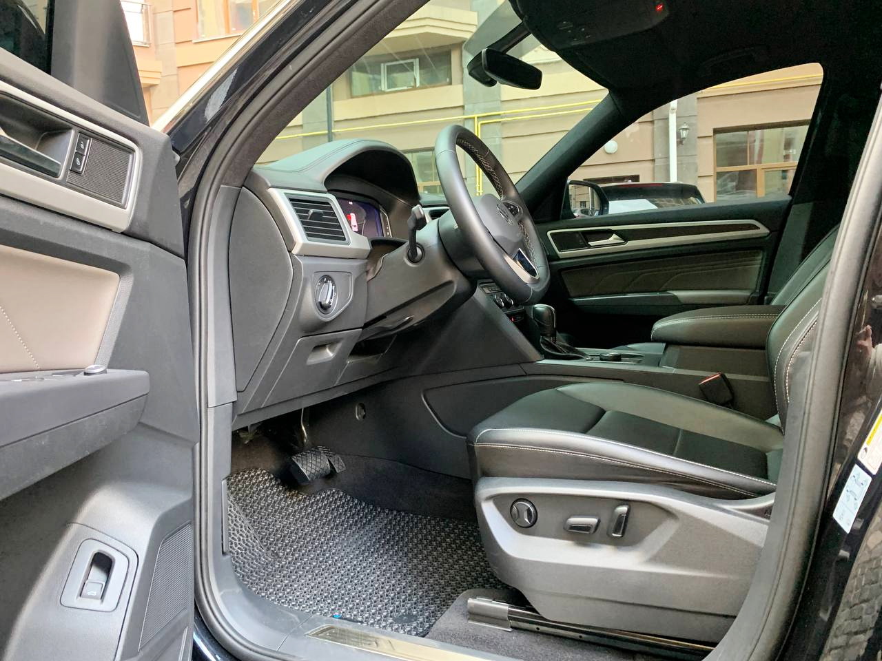 Volkswagen Atlas SEL