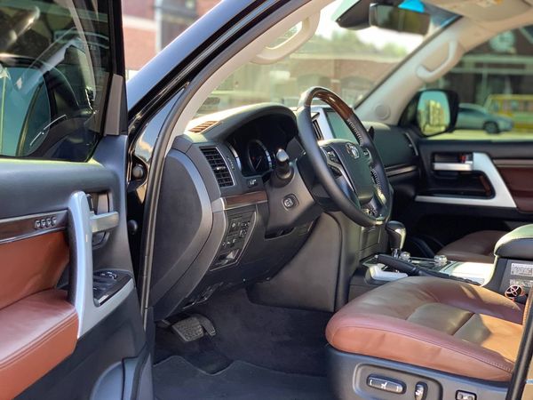 Toyota Land Cruiser 200d