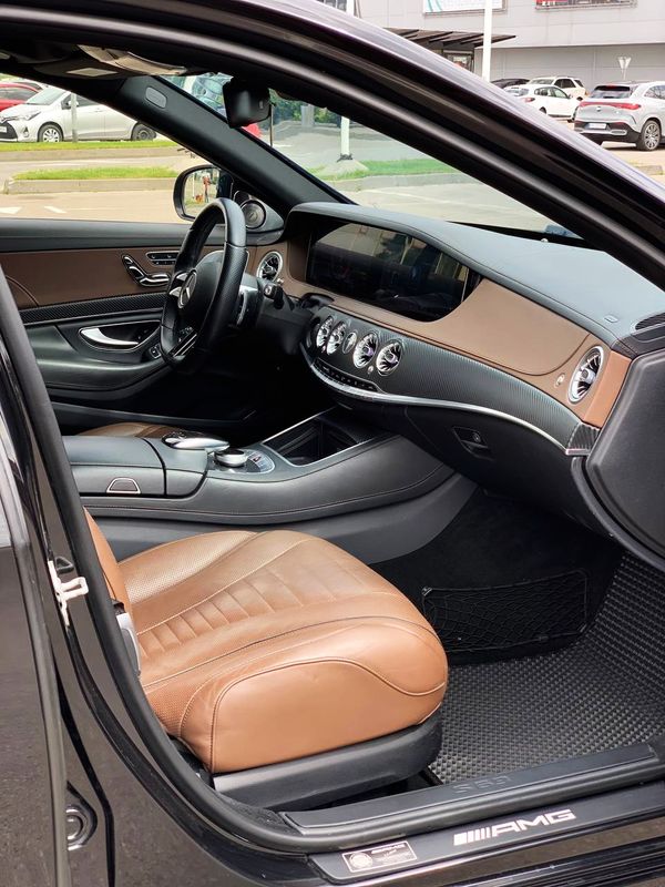 Mercedes-Benz S63 AMG W222