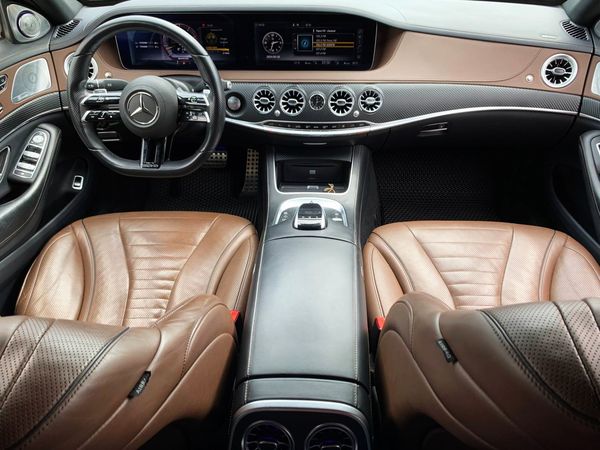 Mercedes-Benz S63 AMG W222