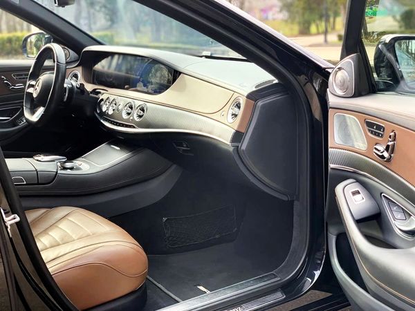Mercedes-Benz S63 AMG W222