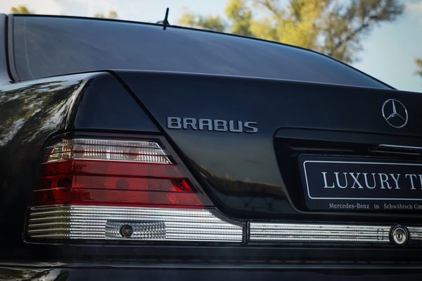 Mercedes Benz W140 S7.3 V12