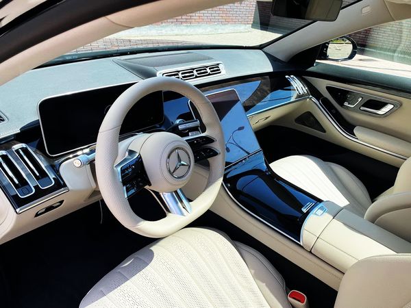 Mercedes-Benz S Class W223