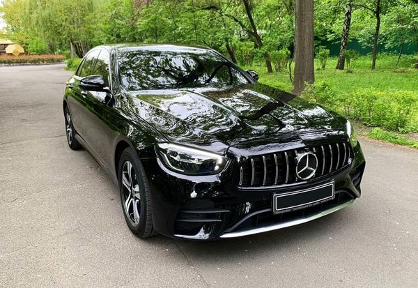 Mercedes Benz W213 E200D