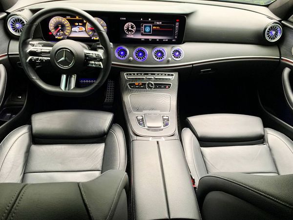 Mercedes Benz W213 E200D