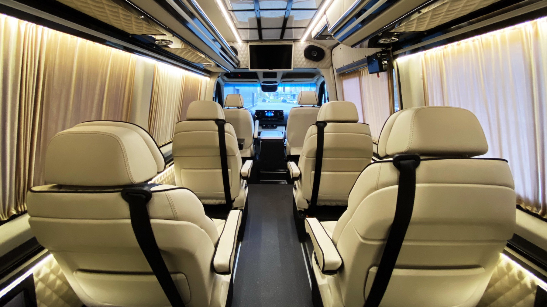 Mercedes Sprinter VIP 8 мест
