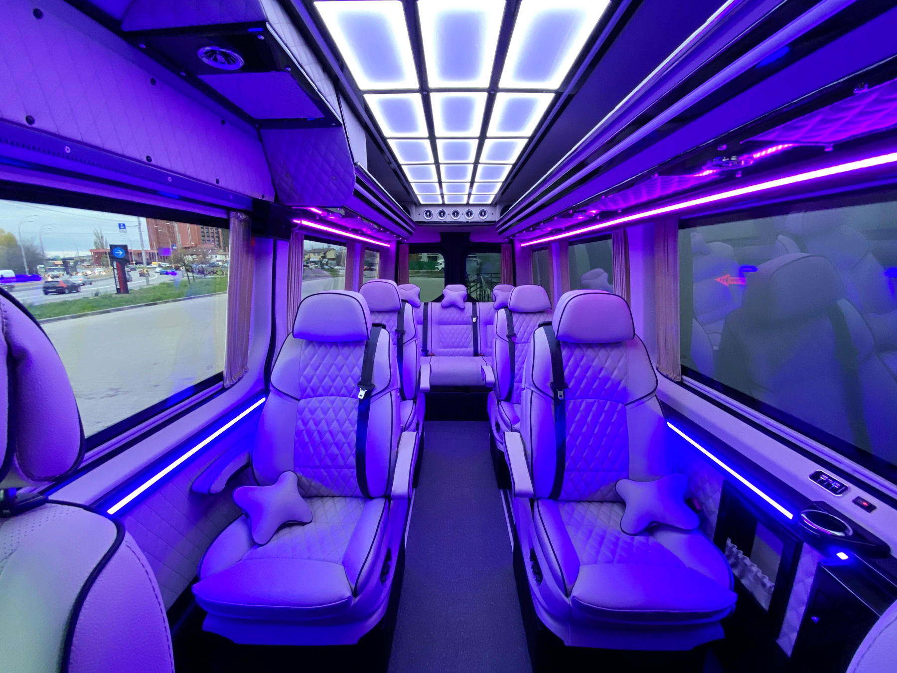 Mercedes Sprinter VIP 8 мест