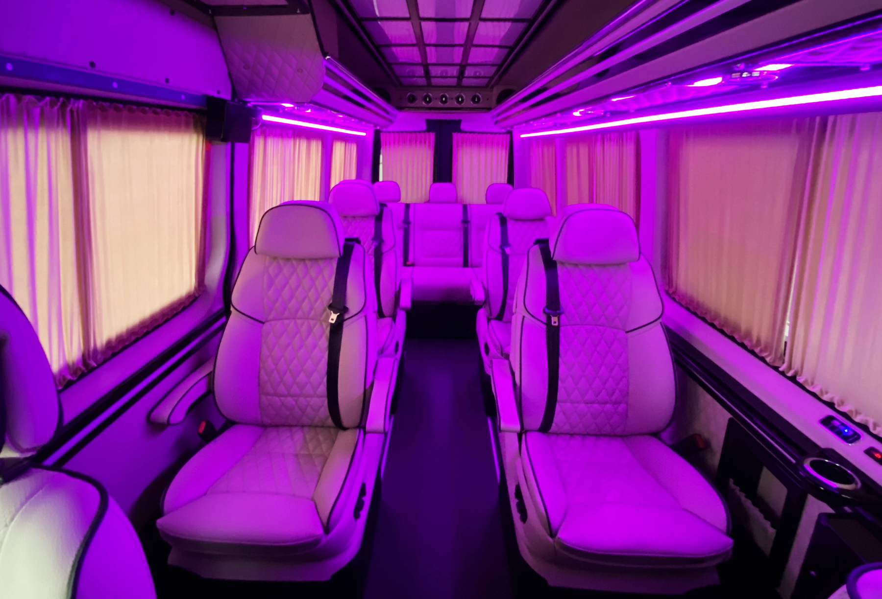 Mercedes Sprinter VIP 8 мест