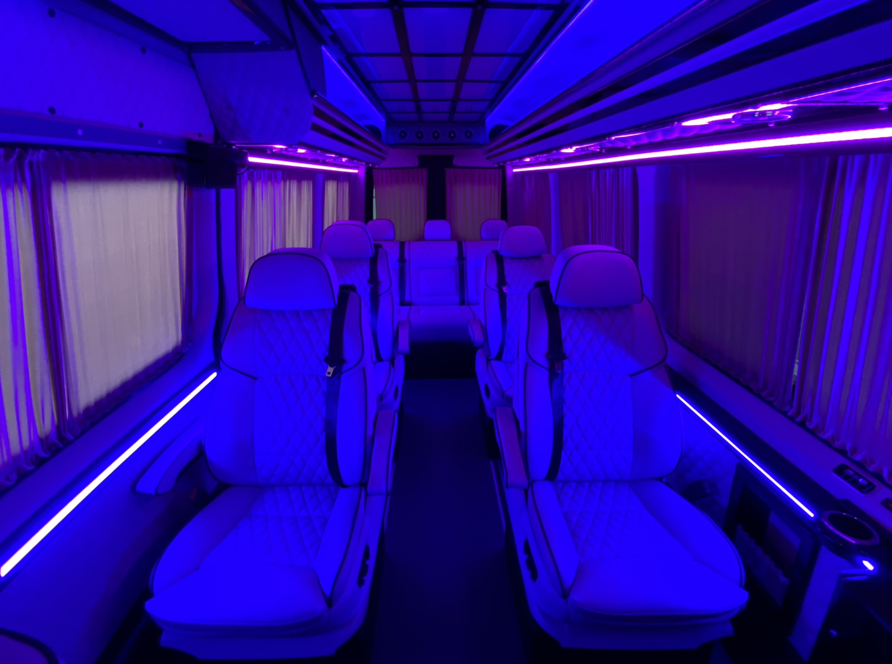 Mercedes Sprinter VIP 8 мест