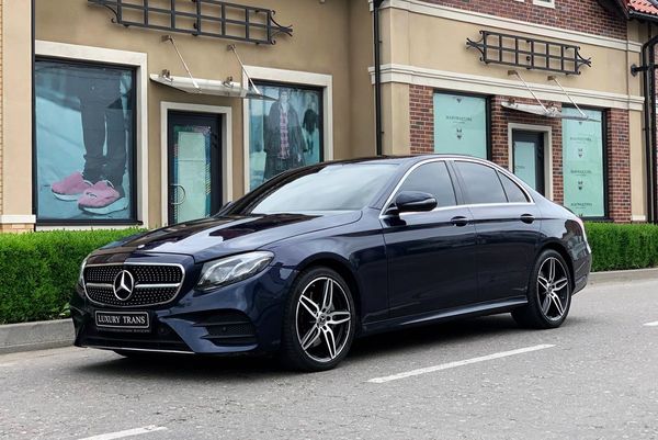 Mercedes Benz W213 AMG E200d en