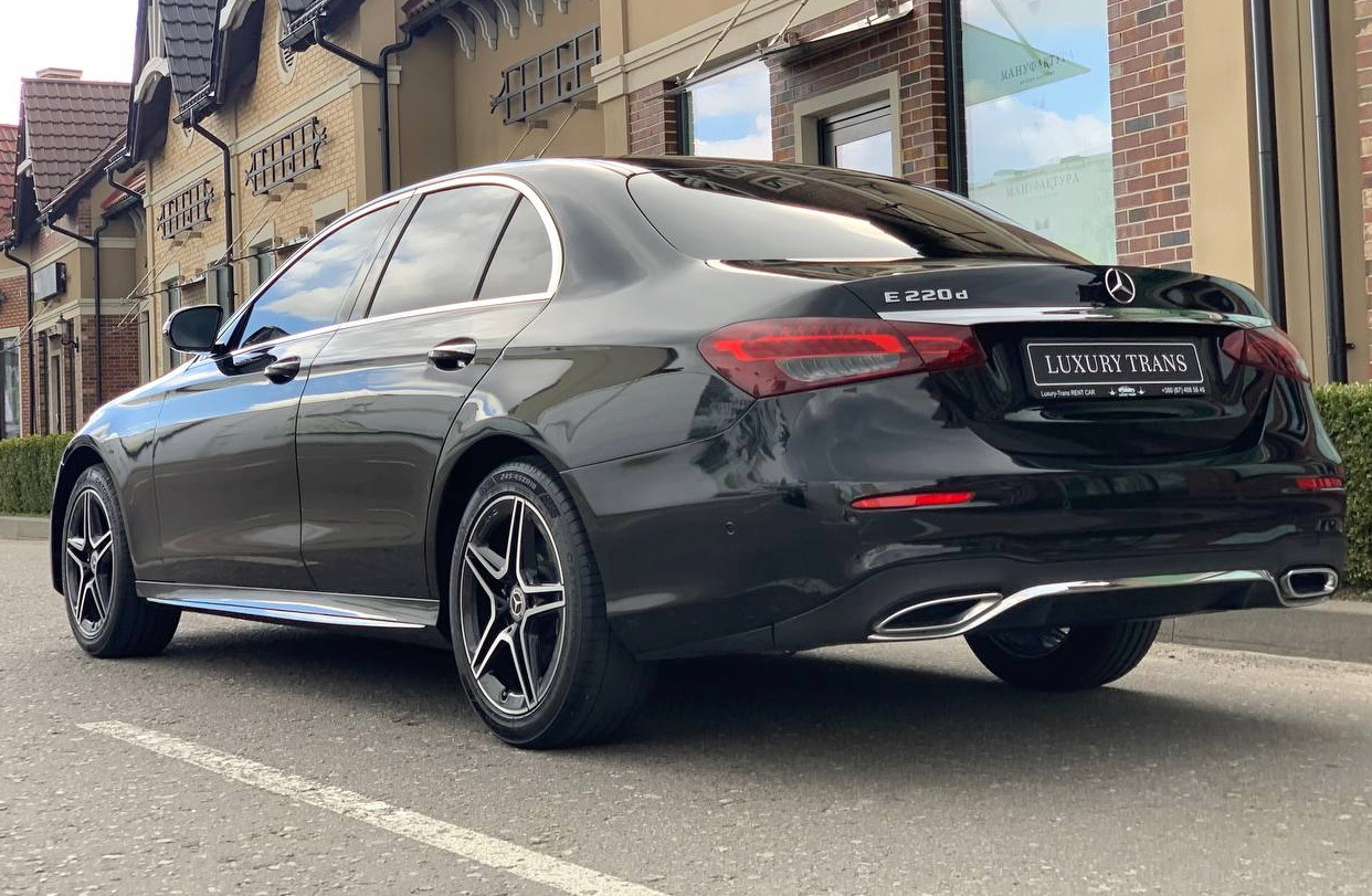 Mercedes-Benz E-class EQ W213 E220d