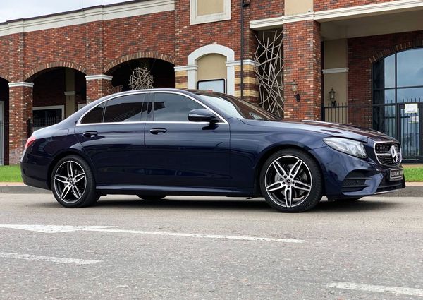 Mercedes Benz W213 AMG E200d en