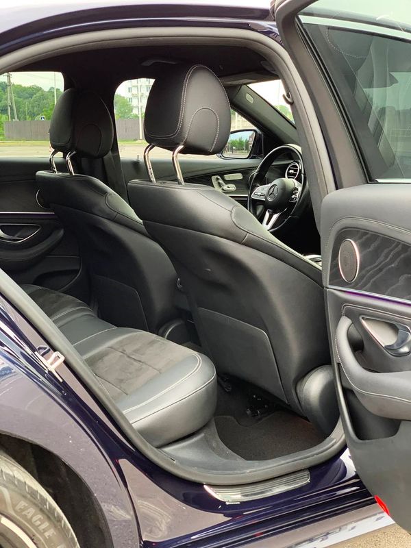Mercedes Benz W213 AMG E200d en