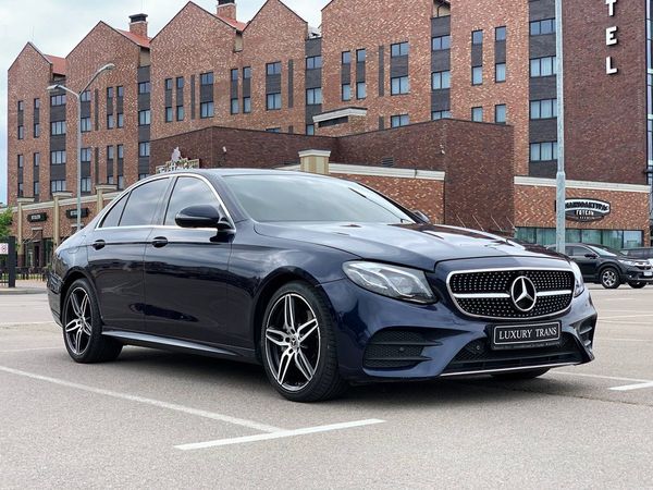 Mercedes Benz W213 AMG E200d en