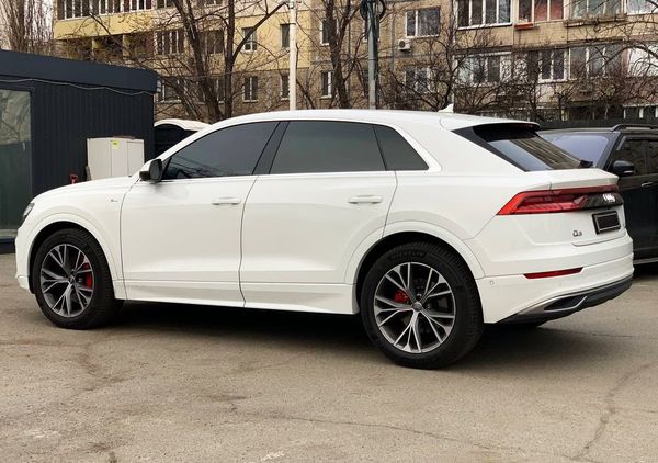 Audi Q8 S Line