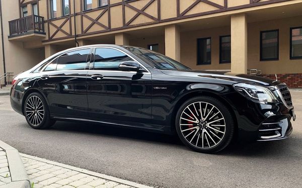 Mercedes-Benz AMG S560 W222 Long