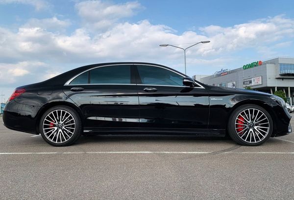 Mercedes-Benz AMG S560 W222 Long