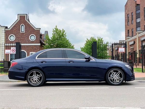 Mercedes Benz W213 AMG E200d