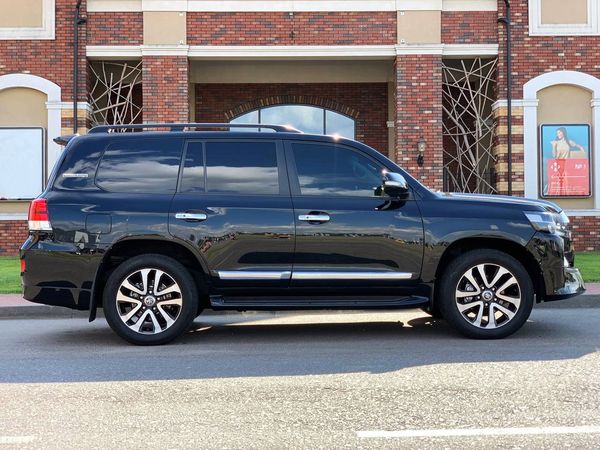 Toyota Land Cruiser 200d