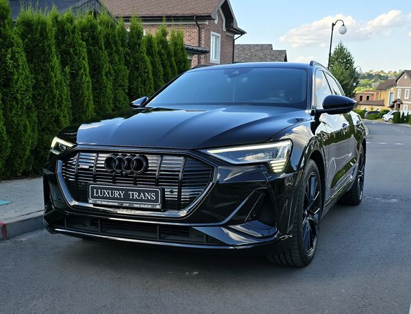 Audi Q8 E-tron S
