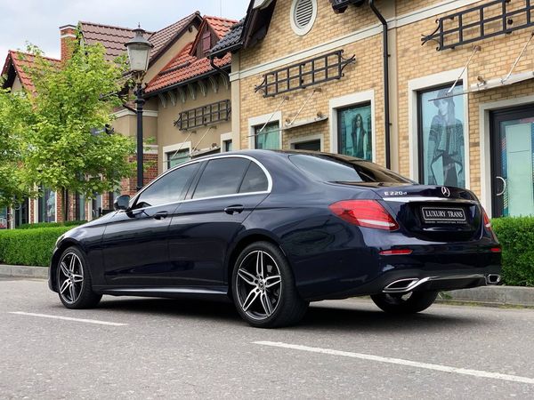 Mercedes Benz W213 AMG E200d