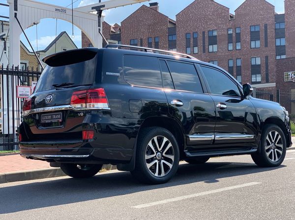 Toyota Land Cruiser 200d