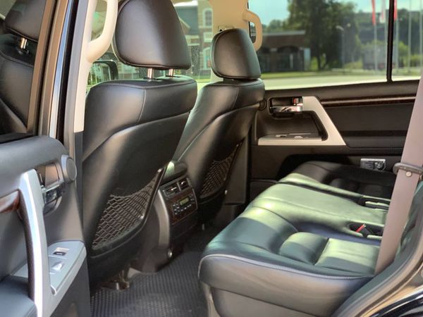 Toyota Land Cruiser 200d