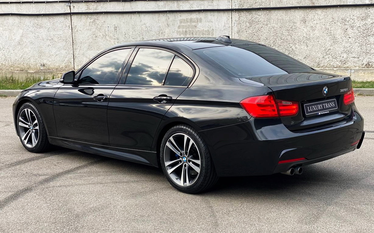 BMW 328i M pack