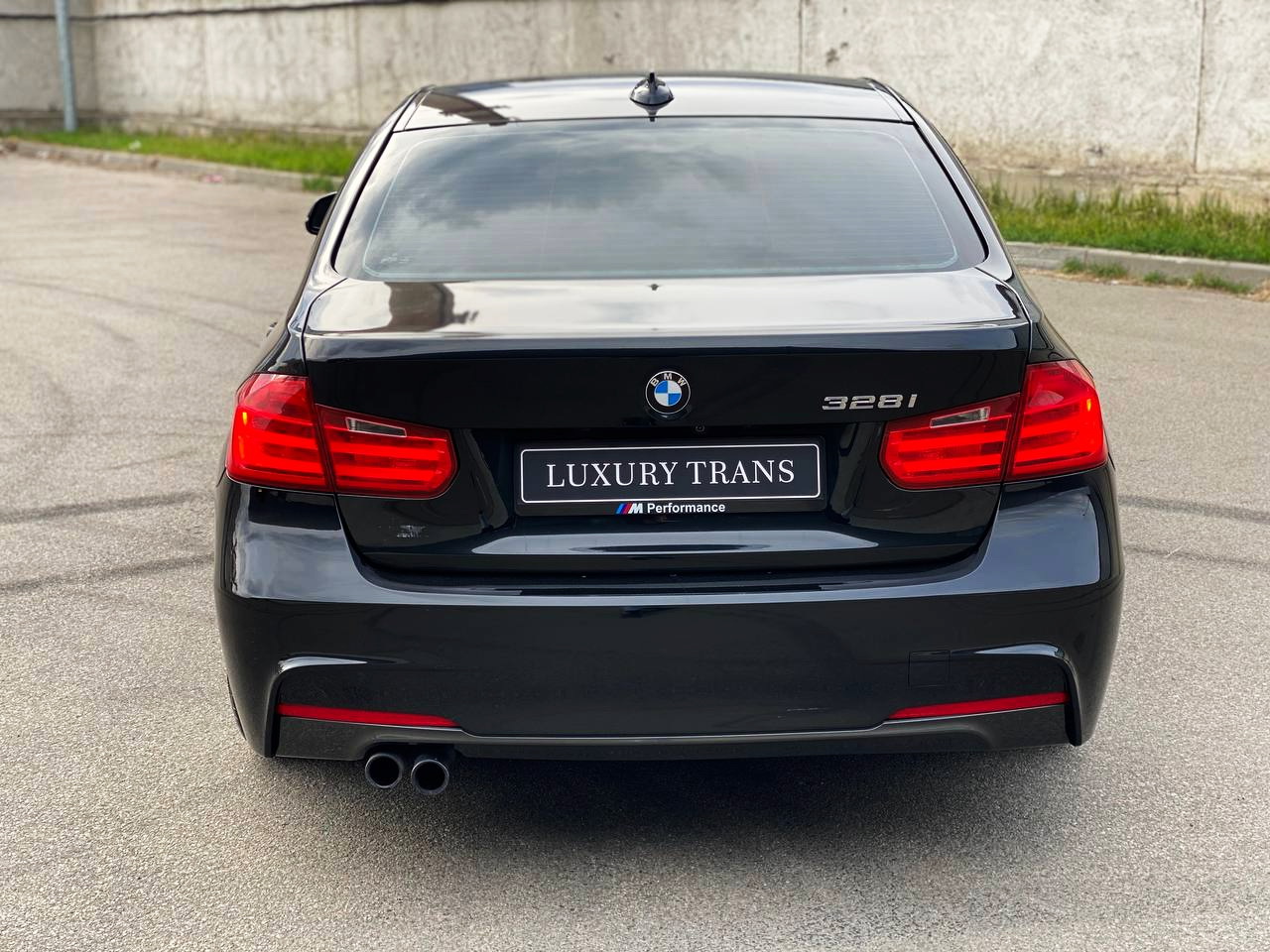 BMW 328i M pack