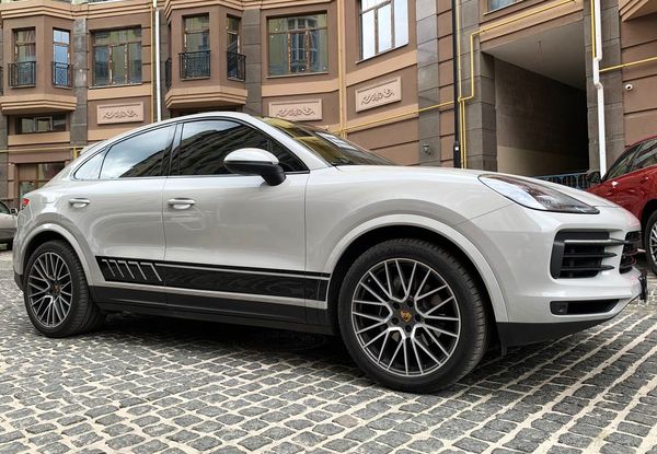 Porsche Cayenne Coupe