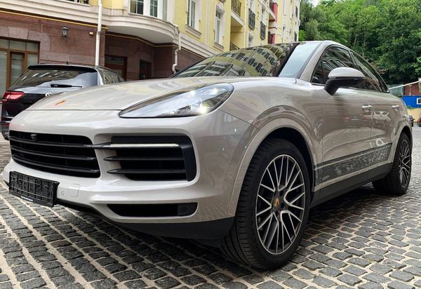 Porsche Cayenne Coupe