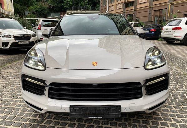 Porsche Cayenne Coupe