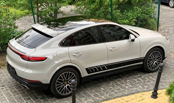 Porsche Cayenne Coupe