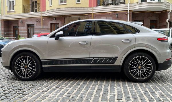 Porsche Cayenne Coupe