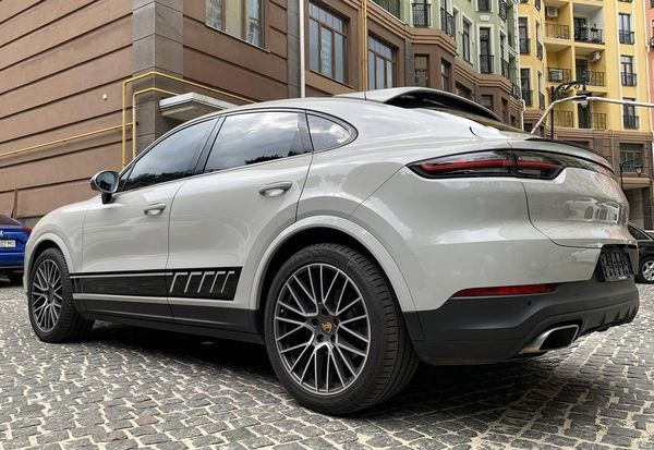 Porsche Cayenne Coupe