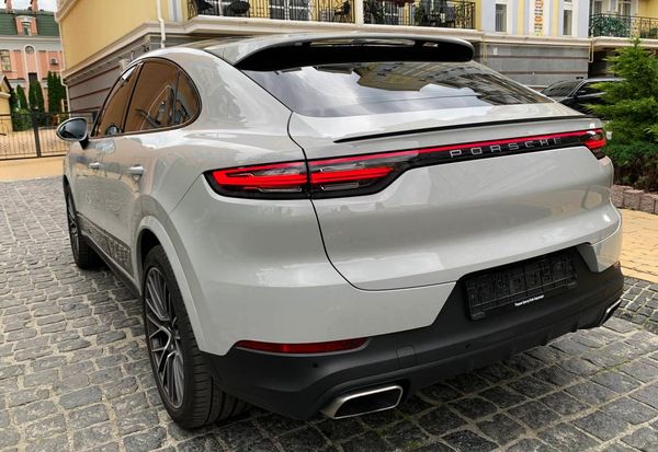 Porsche Cayenne Coupe