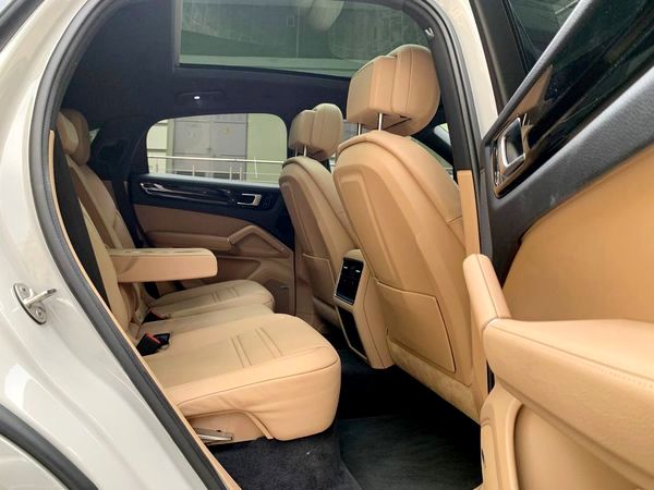 Porsche Cayenne Coupe
