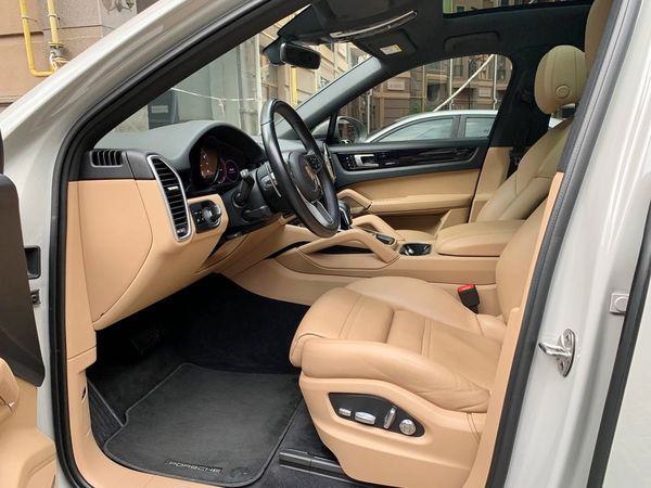 Porsche Cayenne Coupe