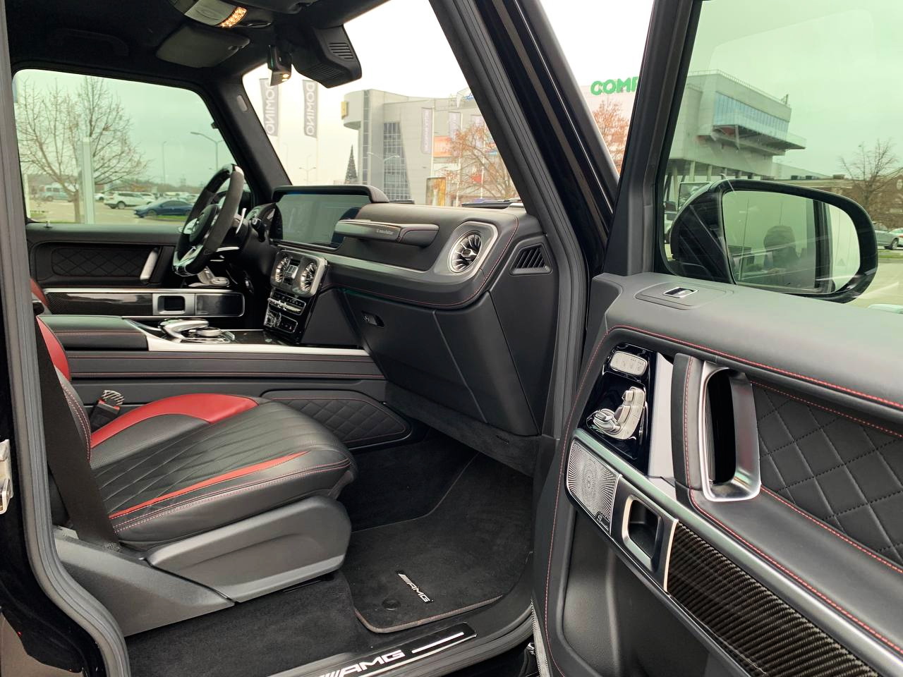 Mercedes-Benz G63 AMG